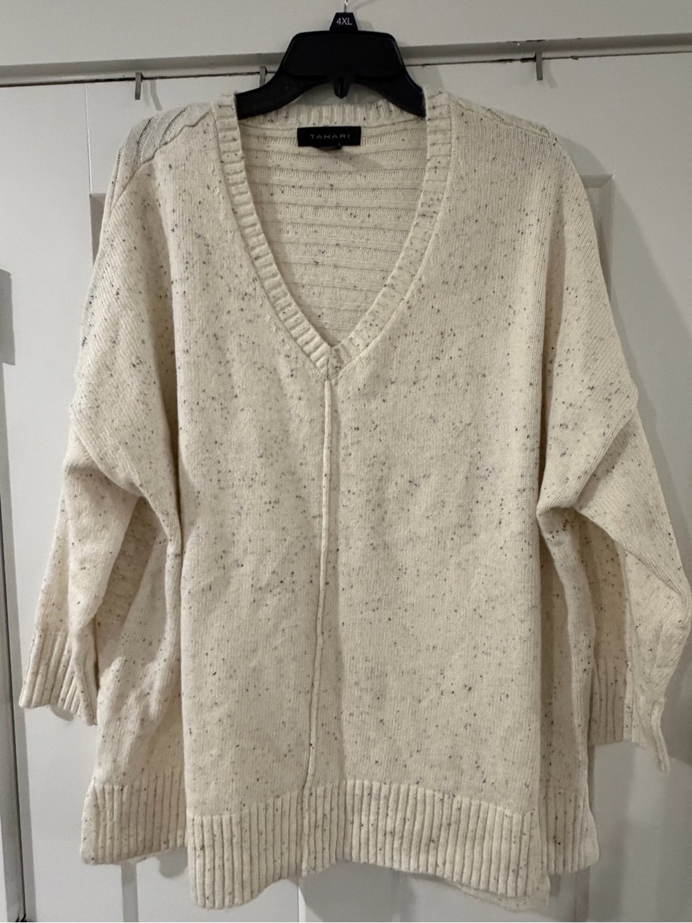 Tahari Cream Speckled V-Neck Sweater